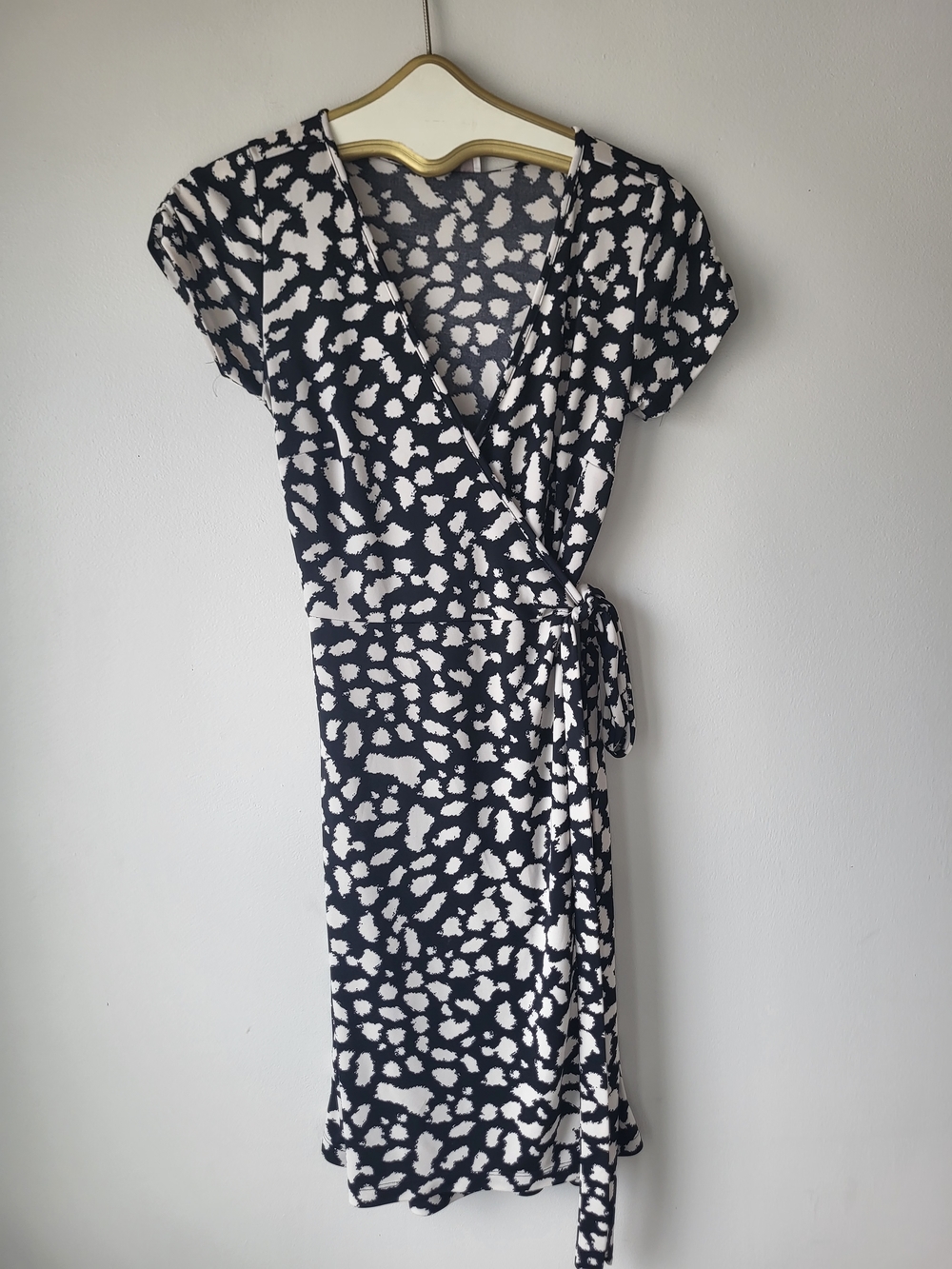 LOFT Black and White Printed Wrap Midi Classic Feminine  Dress